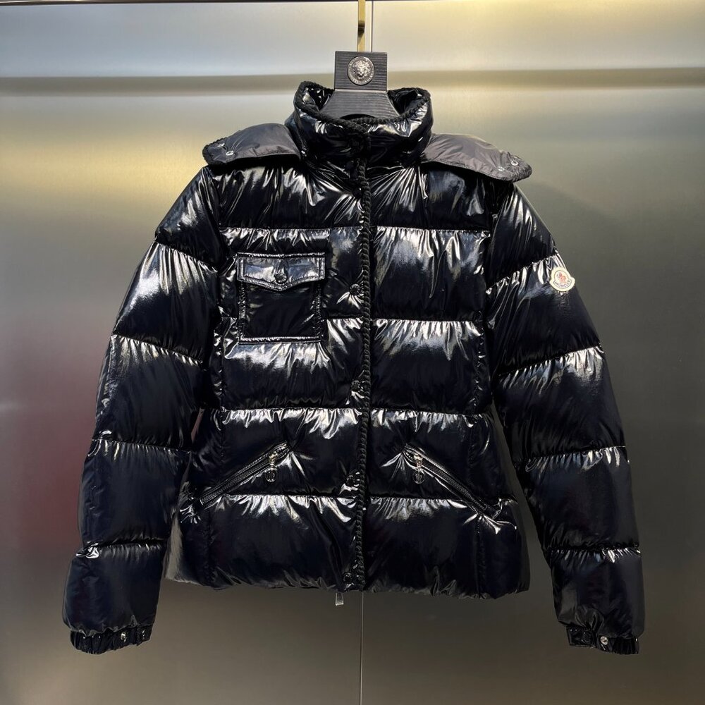 Moncler Black Shiny Puffer Jacket – Authentic, Excellent Condition